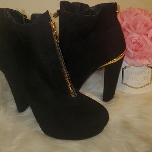 Black GBG guess ankle boot size 10m